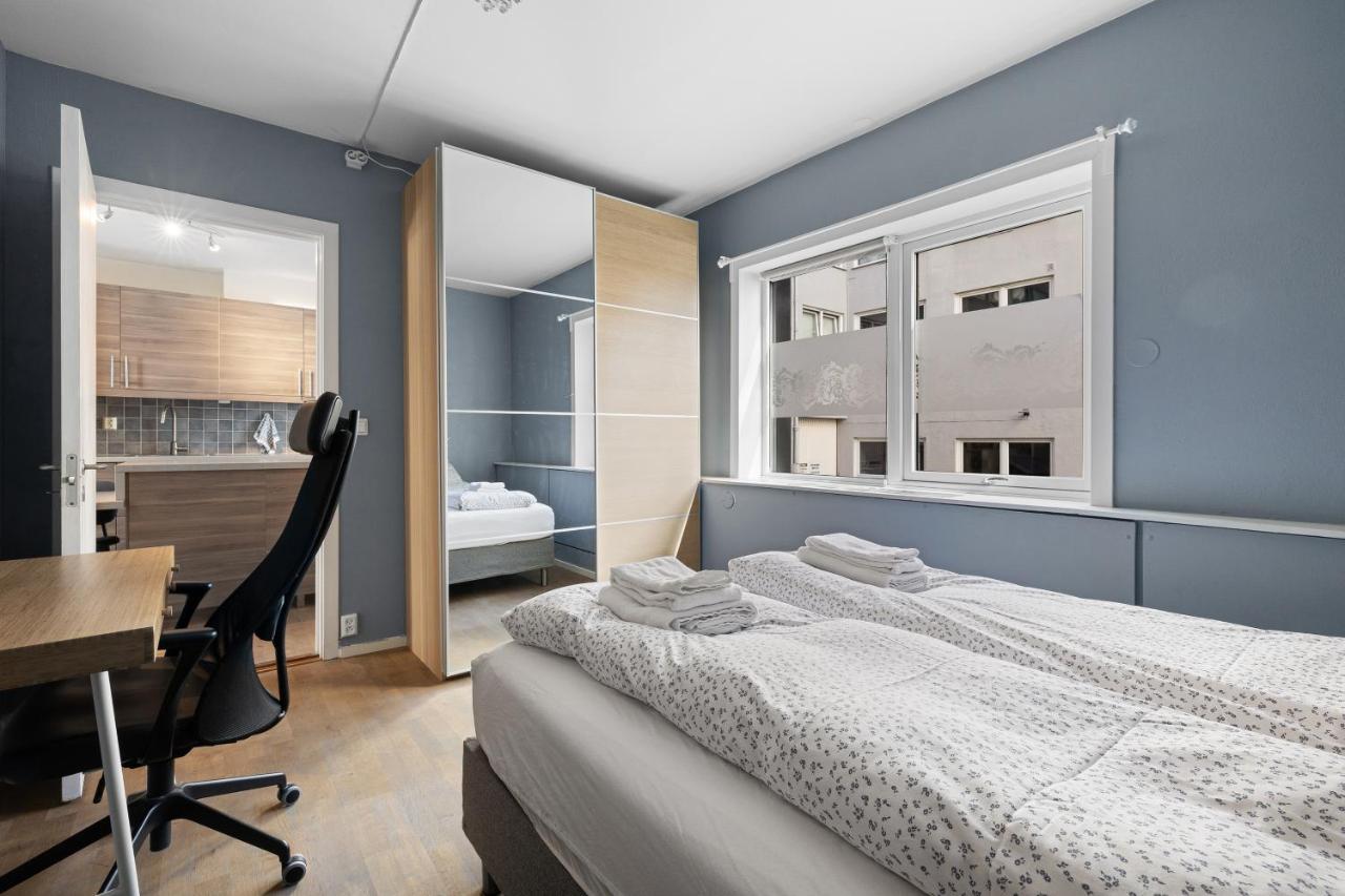 Апартаменты Modern - Work Friendly - Quiet Area Берген Экстерьер фото